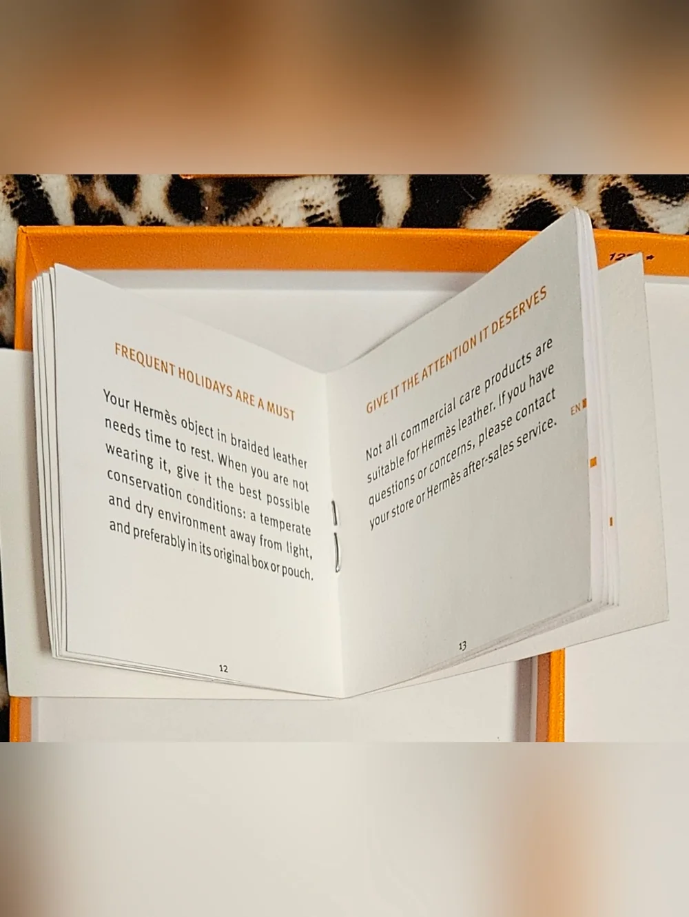 NEW Hermès Small Orange Gift Box Bag Set Booklet Jewelry Storage Scarf Travel - Picture 7 of 16
